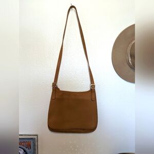 Coach Vintage EUC Large Brown Saddle Crossbody Bag